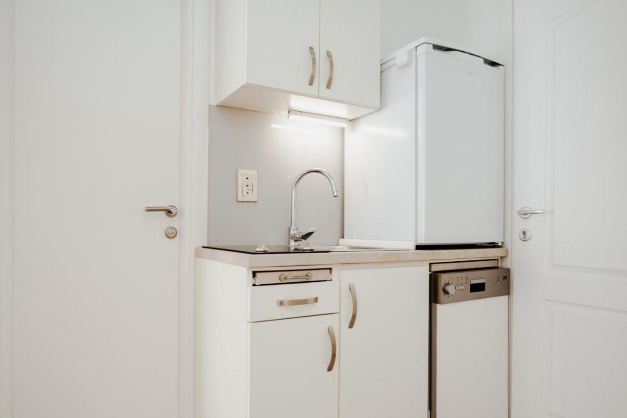 Double And Single S Apartments 扎达尔 外观 照片
